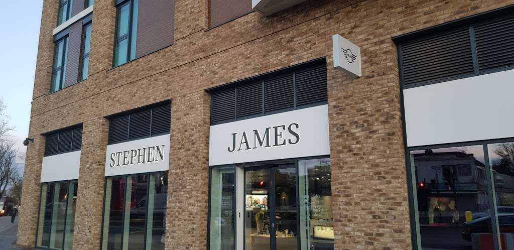 Stephen James MINI Woolwich | 14 Victory Parade, Woolwich, London SE18 6FL, UK | Phone: 020 8463 1110