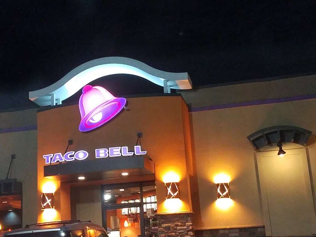 Taco Bell | 695 W Southview Dr, Martinsville, IN 46151, USA | Phone: (765) 342-6187