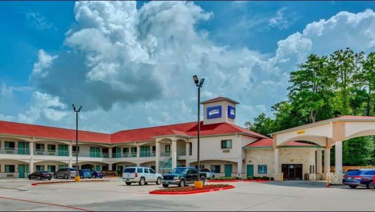 Americas Best Value Inn & Suites IAH Airport North | 7825 Farm to Market 1960 Bypass Rd W, Humble, TX 77338, USA | Phone: (832) 995-5905