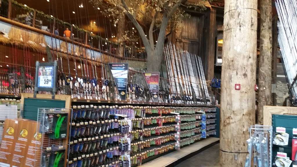 Bass Pro Shops | 18001 Bass Pro Dr, Independence, MO 64055, USA | Phone: (816) 795-4300