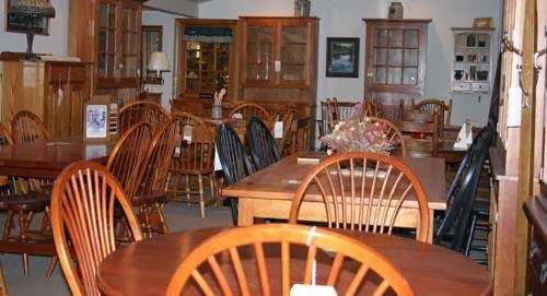 Bilodeaus Furniture | 2032 Winthrop St, North Dighton, MA 02764, USA | Phone: (508) 252-6456