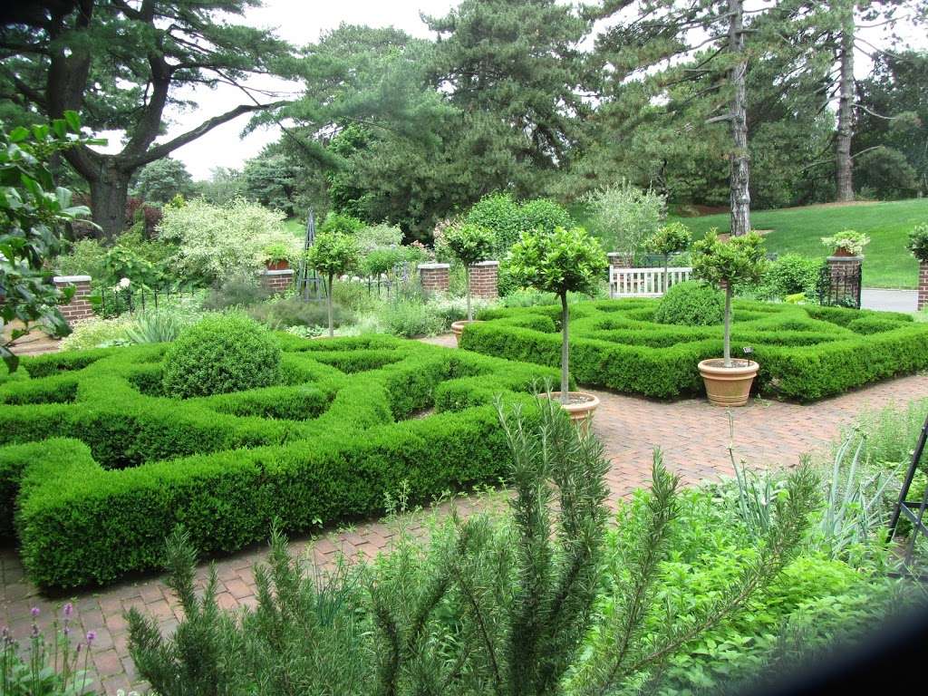 Nancy Bryan Luce Herb Garden | 2900 Southern Blvd, The Bronx, NY 10458, USA | Phone: (718) 817-8700