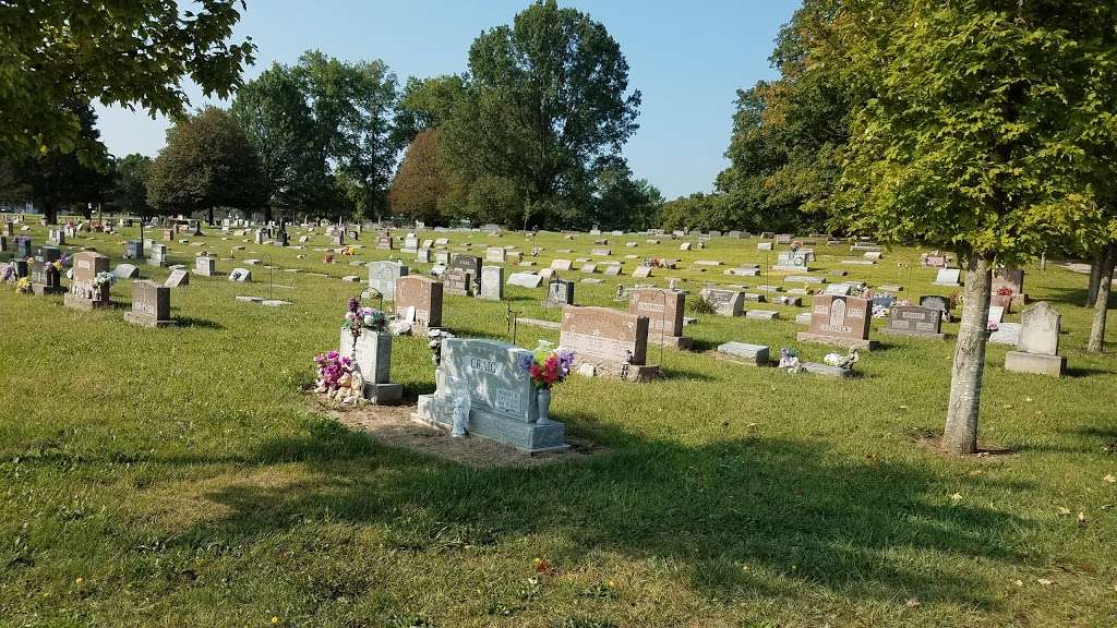 Round Hill Cemetery | 5235 S Meridian St, Indianapolis, IN 46227, USA | Phone: (317) 786-7733