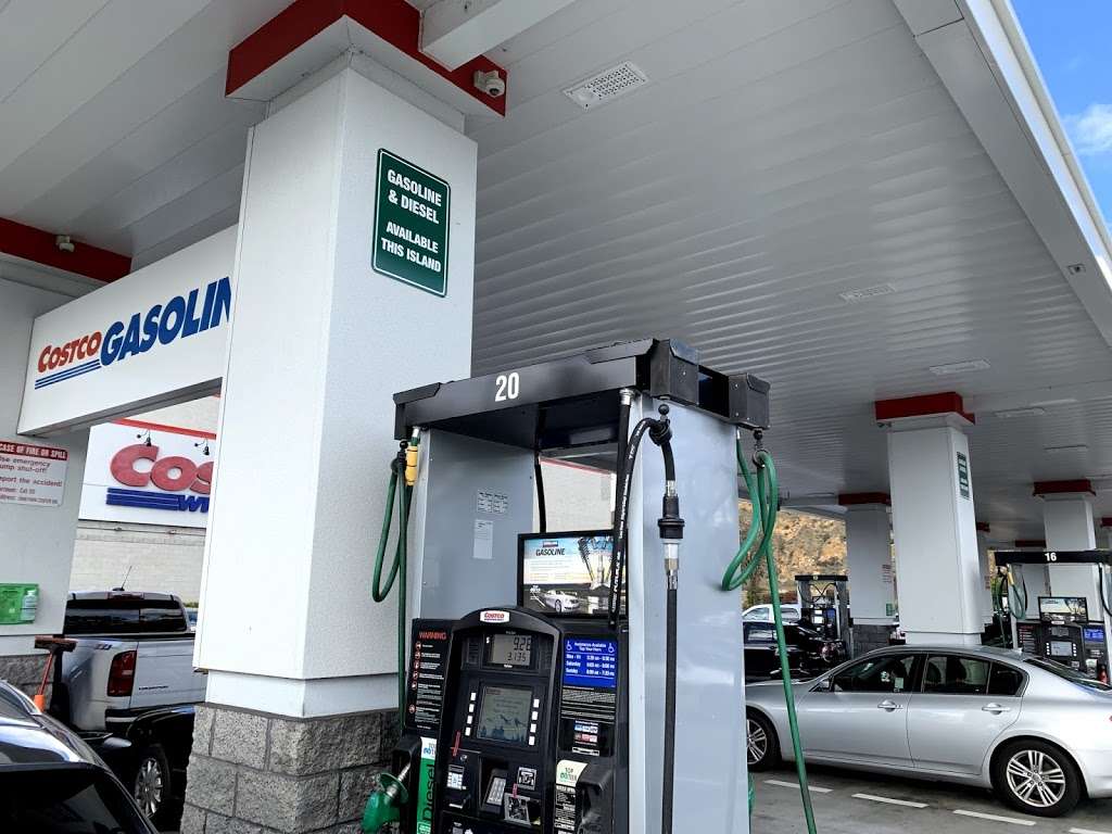 Costco Gasoline | 2660 Park Center Dr, Simi Valley, CA 93065, USA | Phone: (805) 578-3301