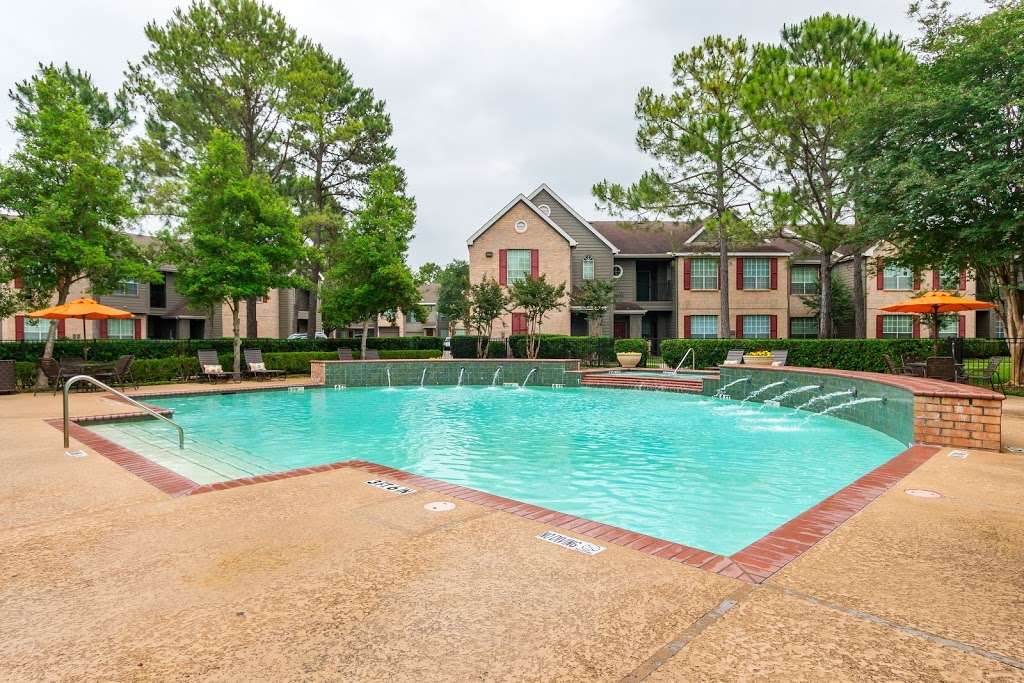 Chartwell Court Apartments | 15100 Ella Blvd, Houston, TX 77090 | Phone: (281) 423-2000