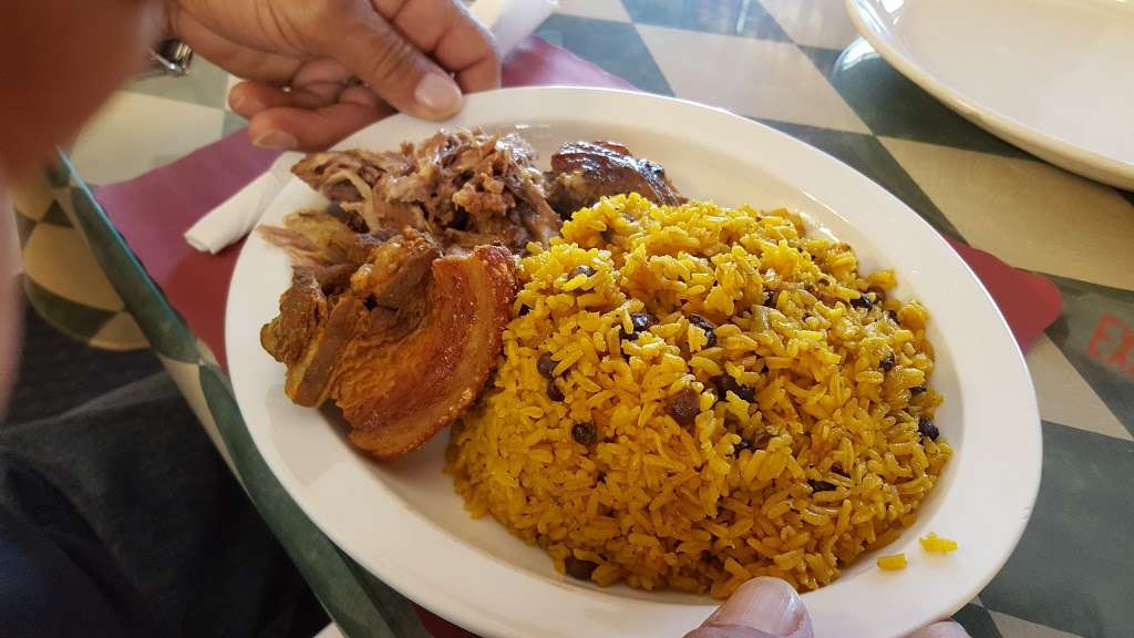 El Bohio Cafe & Restaurant | 605 N Main St, Pleasantville, NJ 08232, USA | Phone: (609) 241-8479