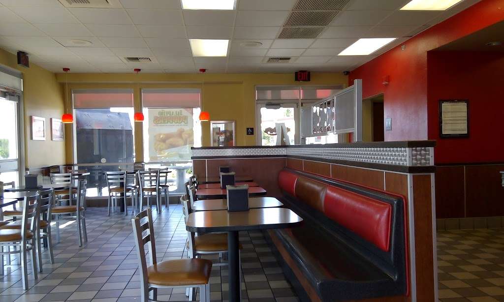 Carls Jr. | 3971 Artesia Blvd, Torrance, CA 90504, USA | Phone: (310) 214-9288