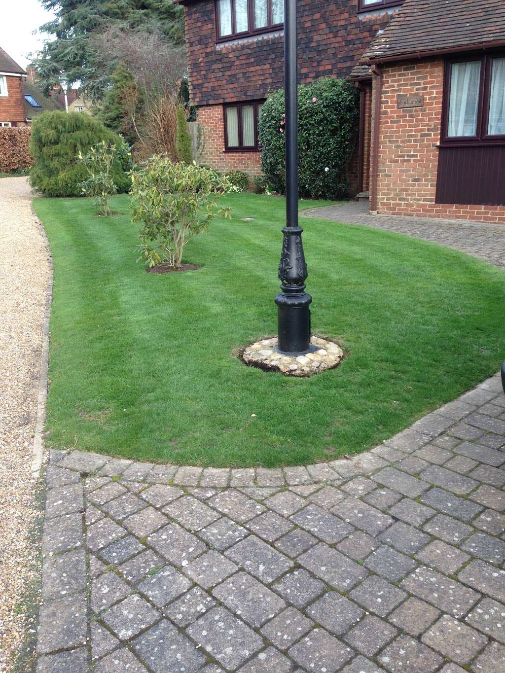 Greensleeves Lawn Care Tunbridge Wells | Roween, Mill Hill, Edenbridge TN8 5DQ, UK | Phone: 01732 490311