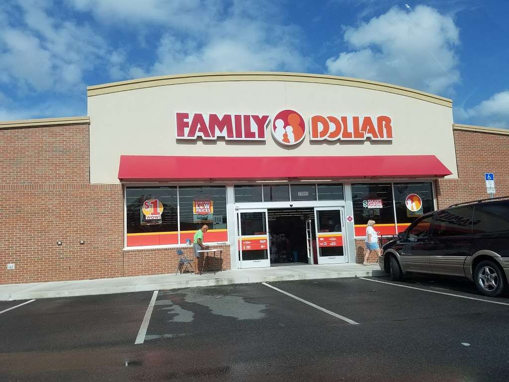 Family Dollar | 15965 E, FL-40, Silver Springs, FL 34488, USA | Phone: (352) 625-6377