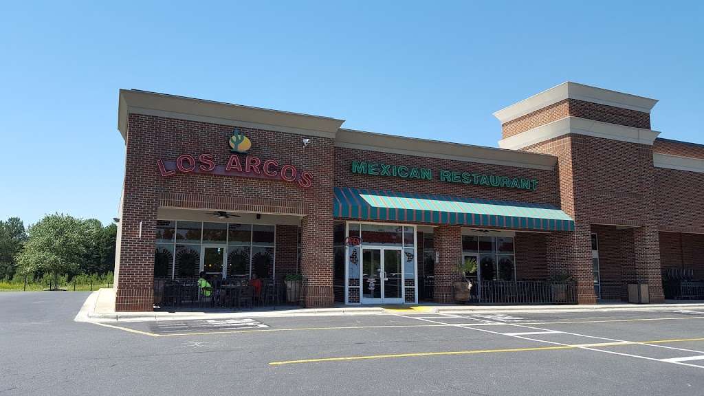 Los Arcos | 3538 Mt Holly-Huntersville Rd, Charlotte, NC 28216, USA | Phone: (704) 394-7208