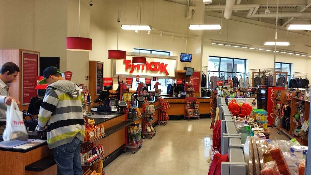 T.J. Maxx | 100 Main St S, Southbury, CT 06488, USA | Phone: (203) 267-3187