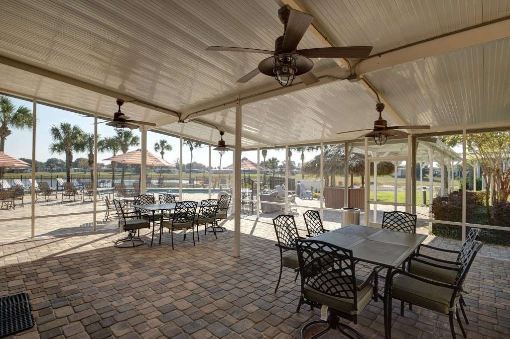 Sunlake Estates | 1045 Great Lakes Blvd, Grand Island, FL 32735 | Phone: (352) 350-1320