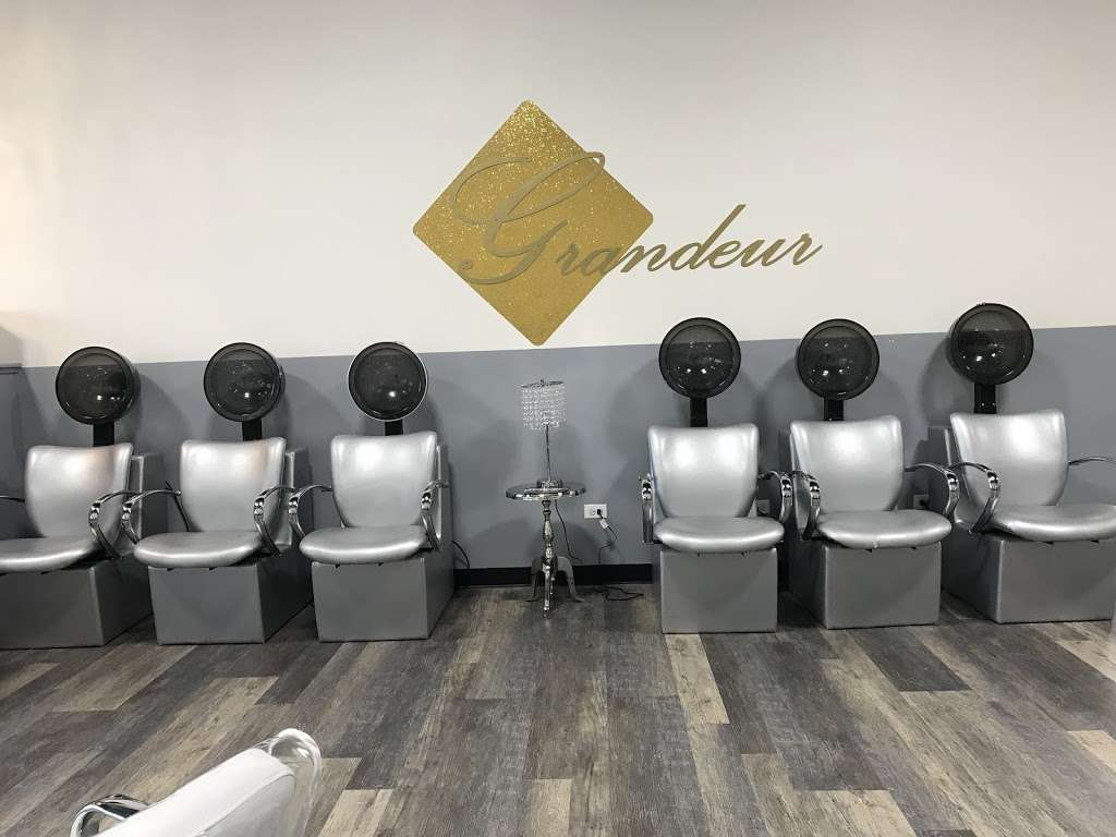 Grandeur Salon and Spa | 1807 Knapp St, Crest Hill, IL 60403, USA | Phone: (815) 714-2877