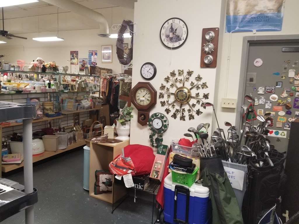 Humane Indiana Resale | 8149 Kennedy Ave, Highland, IN 46322 | Phone: (219) 838-7297