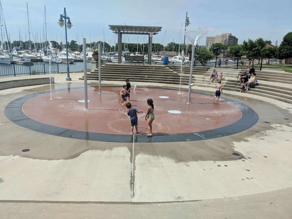 Kenosha Splash Pad | 201 56th St, Kenosha, WI 53140, USA | Phone: (262) 653-4050