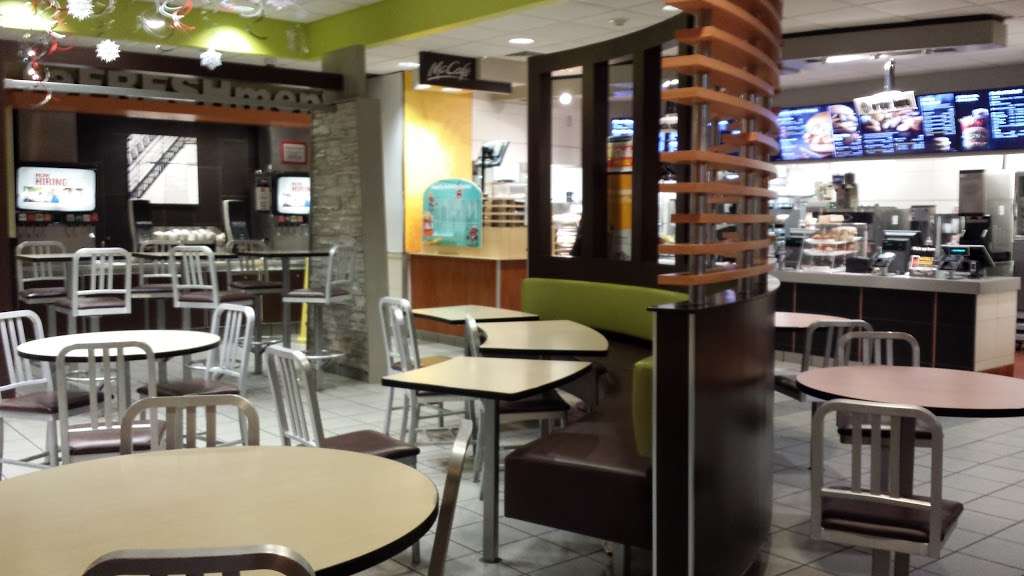 McDonalds | 143 Samoset St, Plymouth, MA 02360, USA | Phone: (508) 746-9885