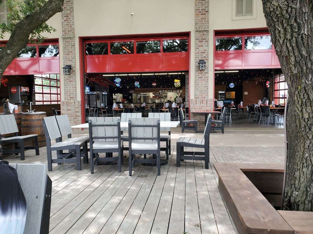 Steamboat Bill’s Pearland, TX | 1134 N Main St, Pearland, TX 77581, USA | Phone: (832) 243-1506