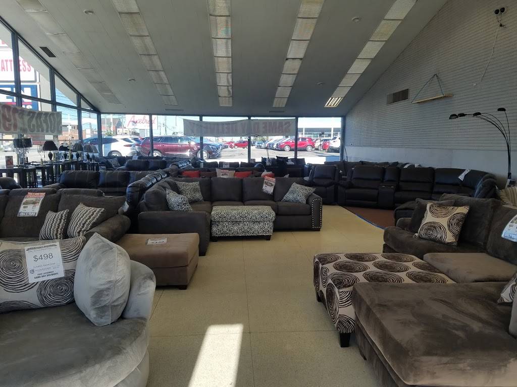 American Freight Furniture and Mattress | 6767 Brookpark Rd, Parma, OH 44129, USA | Phone: (216) 749-1111