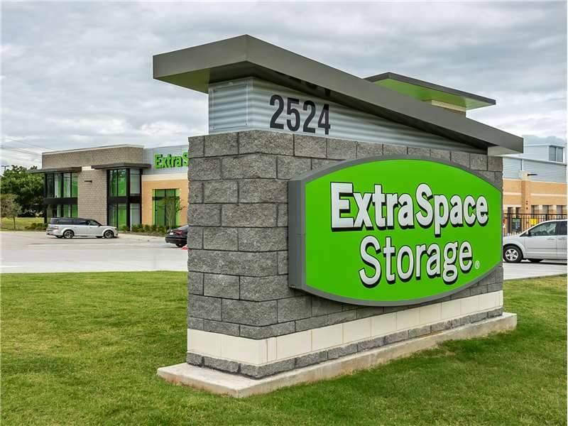 Extra Space Storage | 2524 E Hebron Pkwy, Carrollton, TX 75007 | Phone: (469) 701-3350