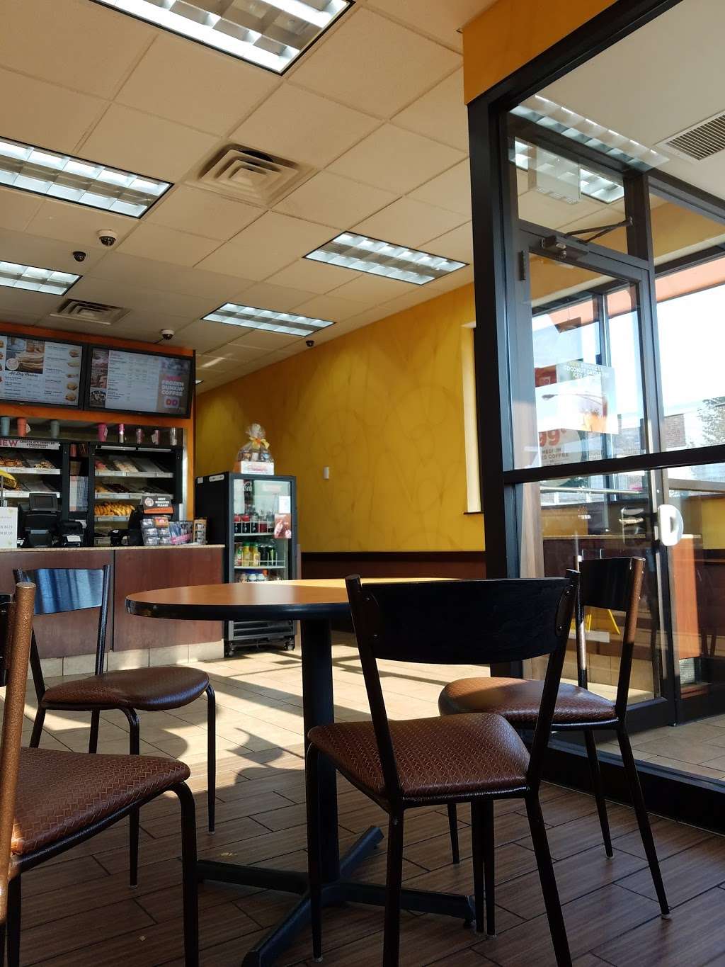 Dunkin Donuts | 4113 S Pulaski Rd, Chicago, IL 60632 | Phone: (773) 376-1190