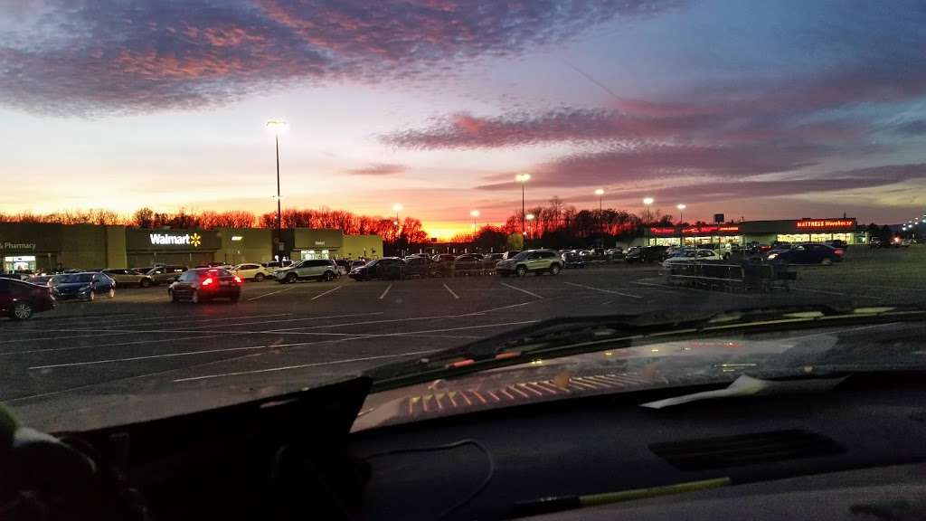 Walmart Supercenter | 1730 Lincoln Way W E, Chambersburg, PA 17202, USA | Phone: (717) 264-2300