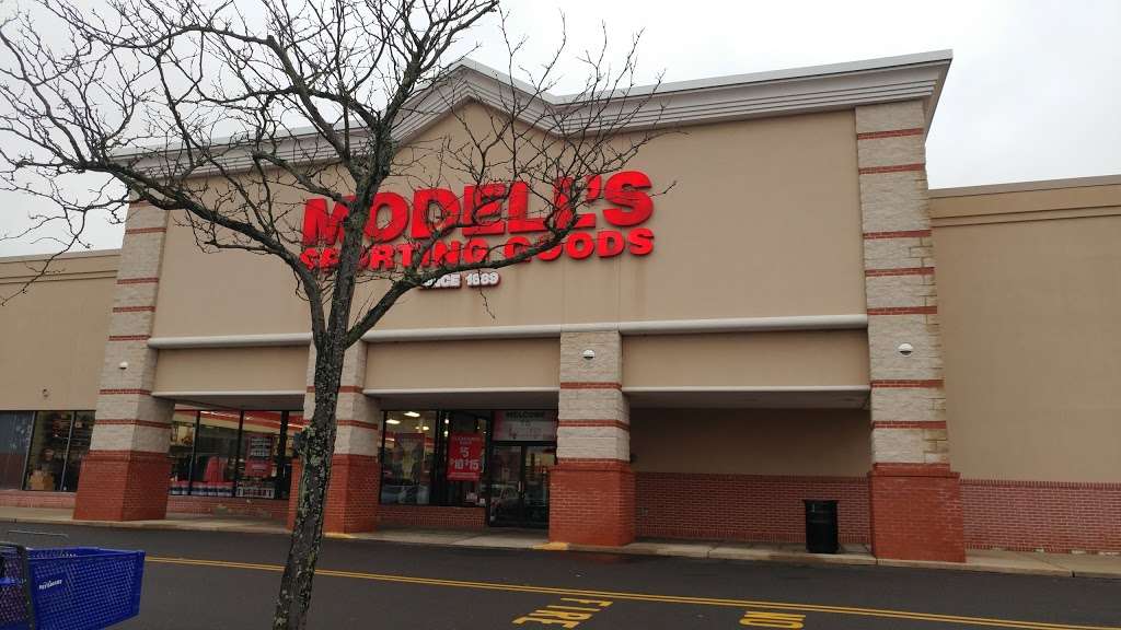 Modells Sporting Goods | 29 U.S. 9, Manalapan Township, NJ 07726 | Phone: (732) 303-7970