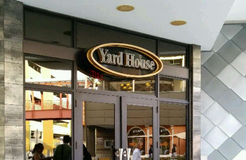 Yard House | 237 Market Street, Yonkers, NY 10701, USA | Phone: (914) 375-9273