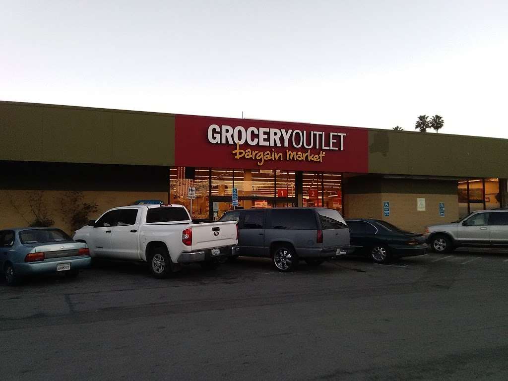 Grocery Outlet Bargain Market | 272 E Santa Clara St, San Jose, CA 95113, USA | Phone: (408) 477-8350