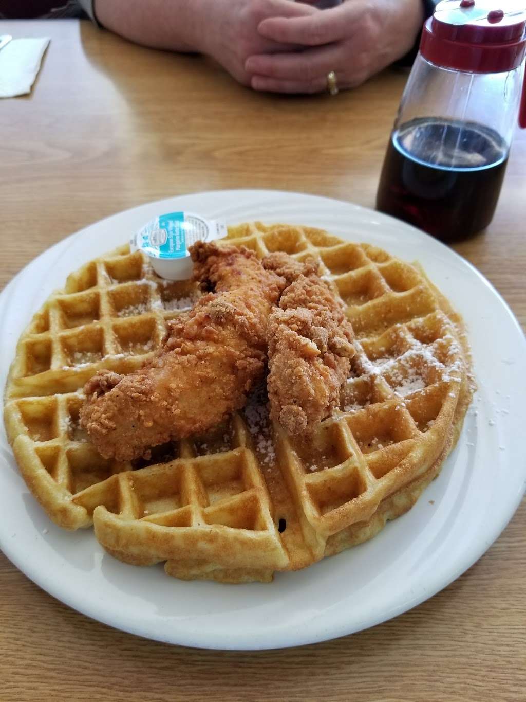 Tonys Chicken and Waffles | 1480 Martin Luther King Jr Blvd, Bartow, FL 33830, USA | Phone: (863) 533-7427