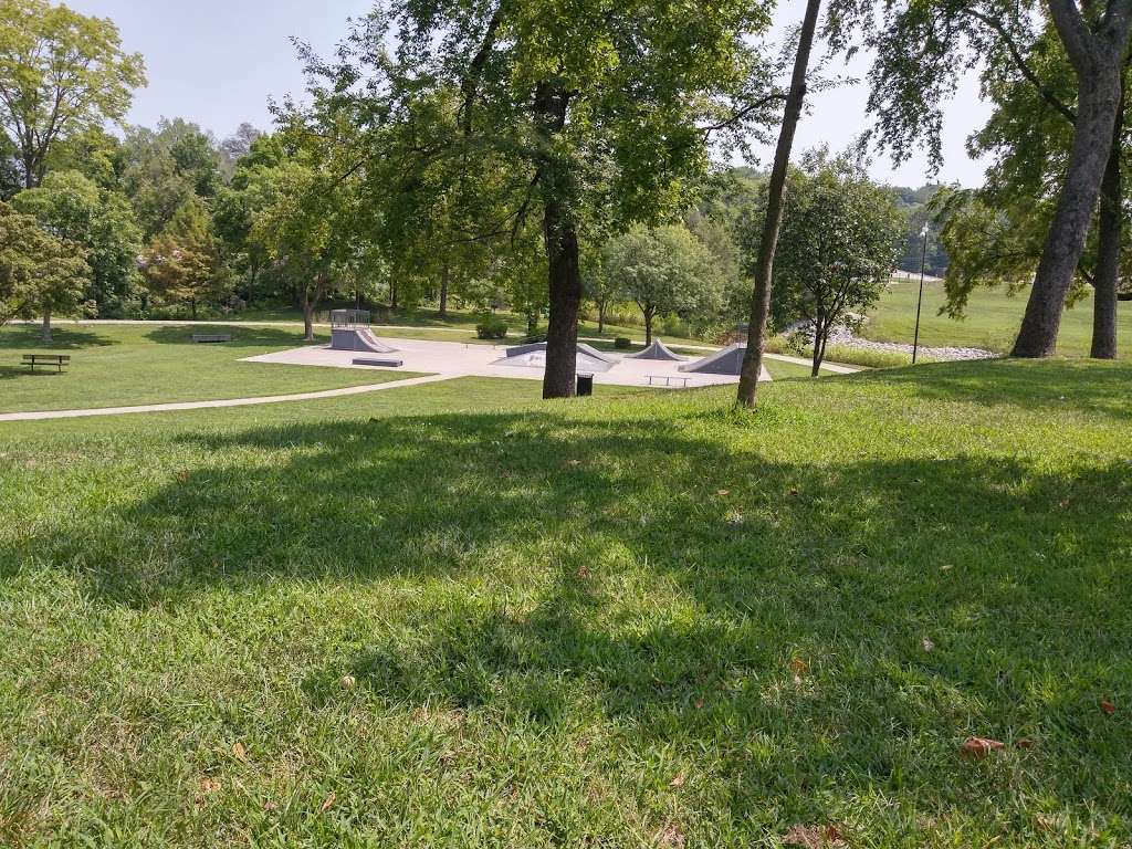 Renner Brenner Park | 2901 NW Vivion Rd, Riverside, MO 64150 | Phone: (816) 741-4172