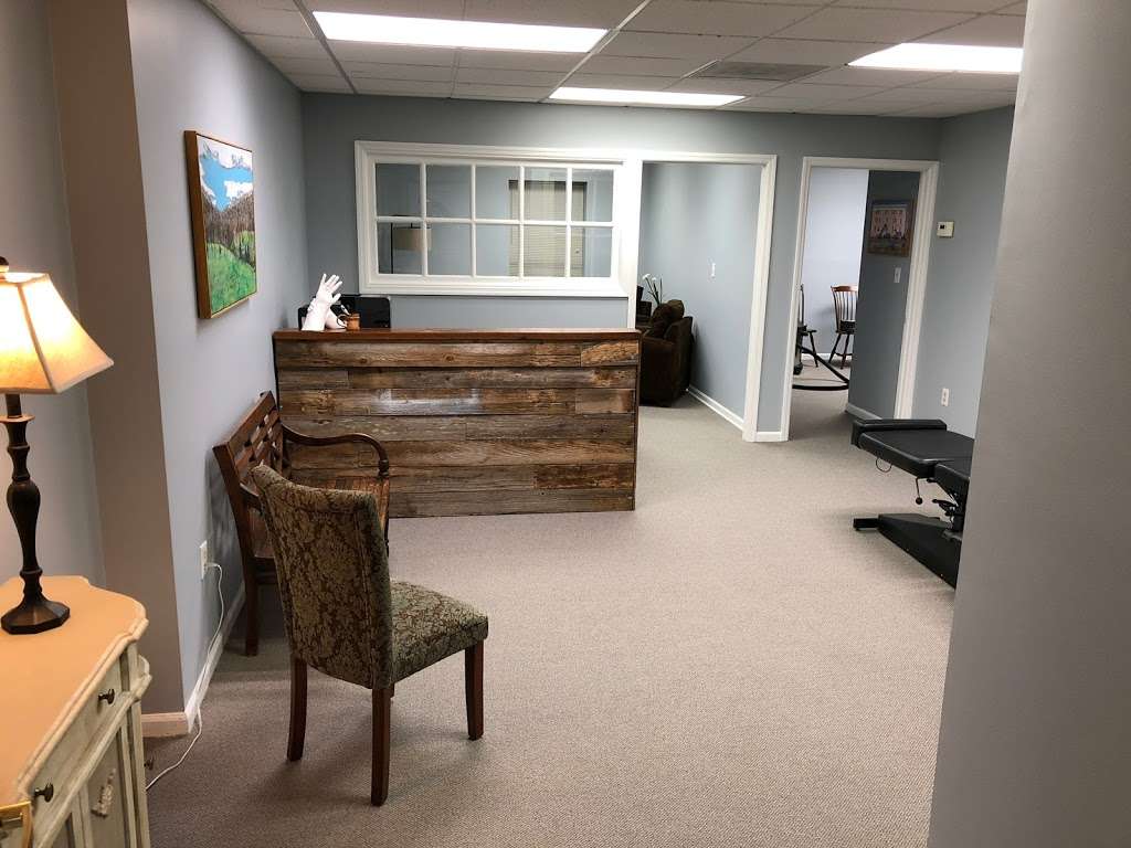 Foundation First Chiropractic & Acupuncture | 4707 College Blvd #106, Leawood, KS 66211 | Phone: (913) 735-5717