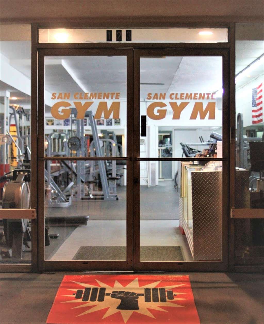 San Clemente Gym | 123 S El Camino Real, San Clemente, CA 92672, USA | Phone: (949) 361-1007