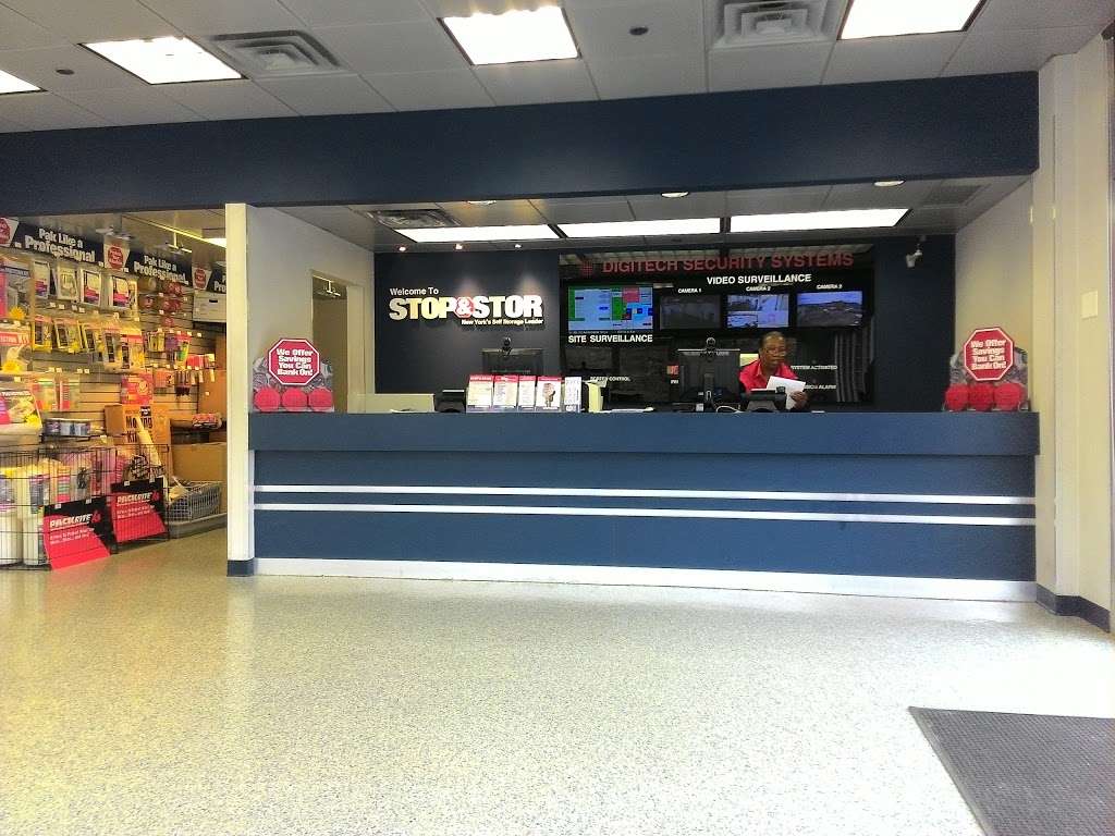 Stop and Stor Starrett City / East New York | 12501 Flatlands Ave, Brooklyn, NY 11208, USA | Phone: (718) 898-8000