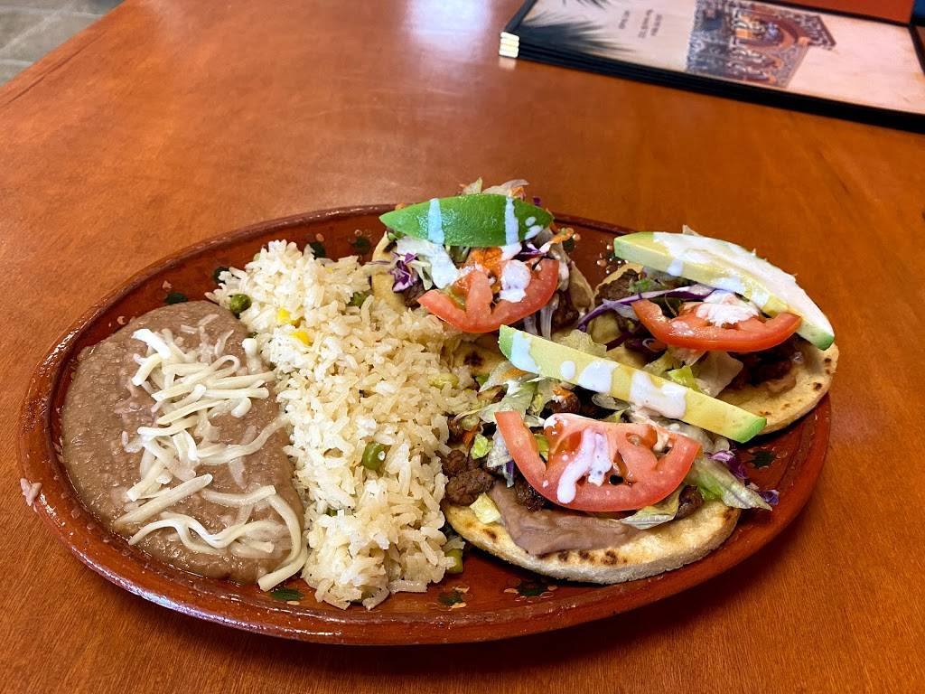 La Laja Mexican Restaurant | 4536 NW 50th St, Warr Acres, OK 73122, USA | Phone: (405) 730-6038