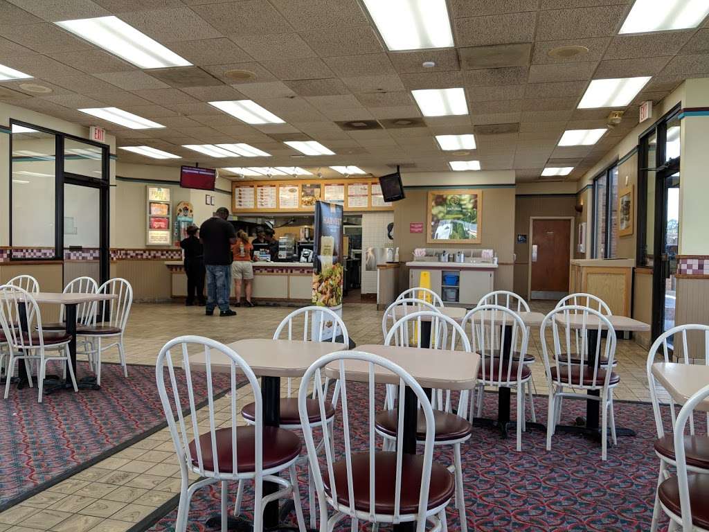Wendys | 2710 N Salisbury Blvd, Salisbury, MD 21801, USA | Phone: (410) 749-7236