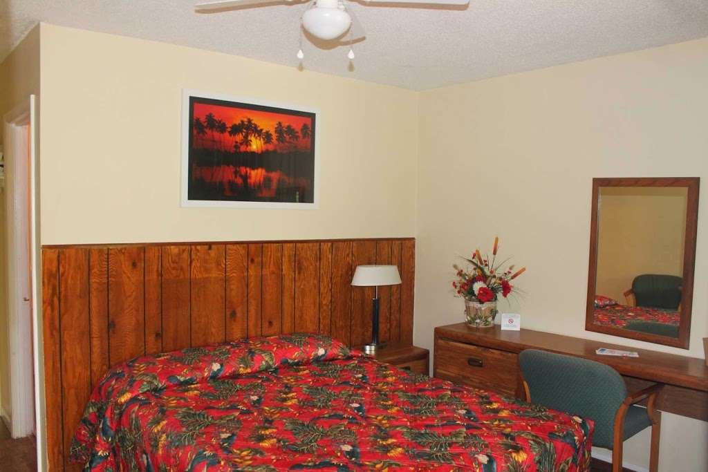 Lake Norman Motel | 4491 Slanting Bridge Rd, Sherrills Ford, NC 28673, USA | Phone: (828) 478-2817