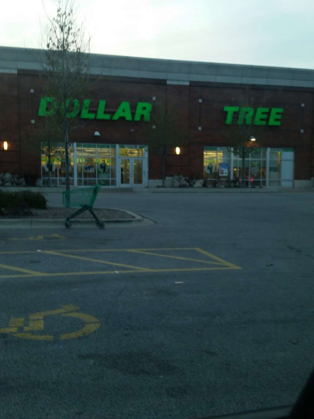 Dollar Tree | 10820 S Doty Ave, Chicago, IL 60628, USA | Phone: (773) 928-4750