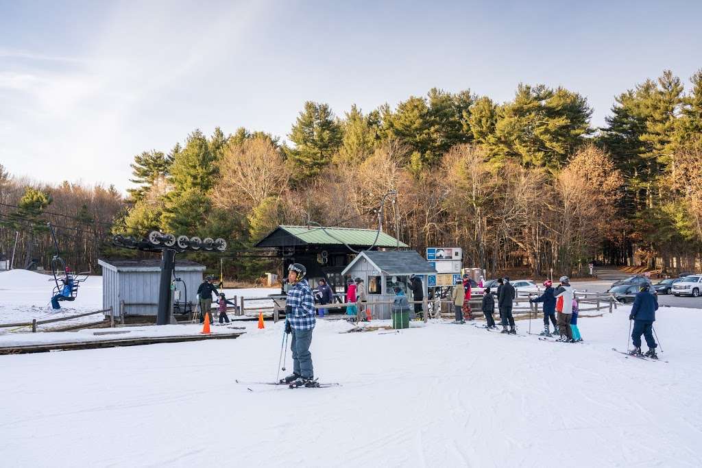 Nashoba Valley Ski Area | 79 Powers Rd, Westford, MA 01886, USA | Phone: (978) 692-3033