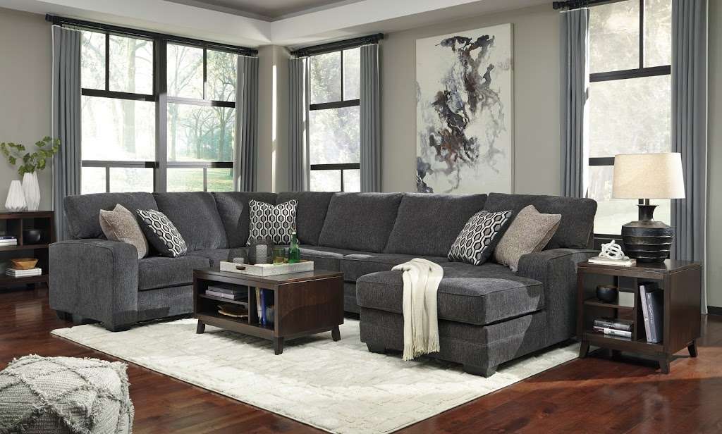 Nicks Furniture | 760 Heartland Dr, Sugar Grove, IL 60554, USA | Phone: (630) 466-5222