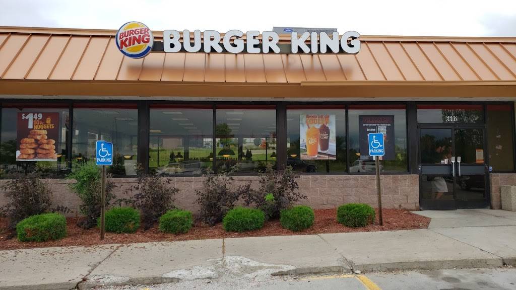 Burger King | 6602 N 99th St, Omaha, NE 68122, USA | Phone: (402) 572-9143