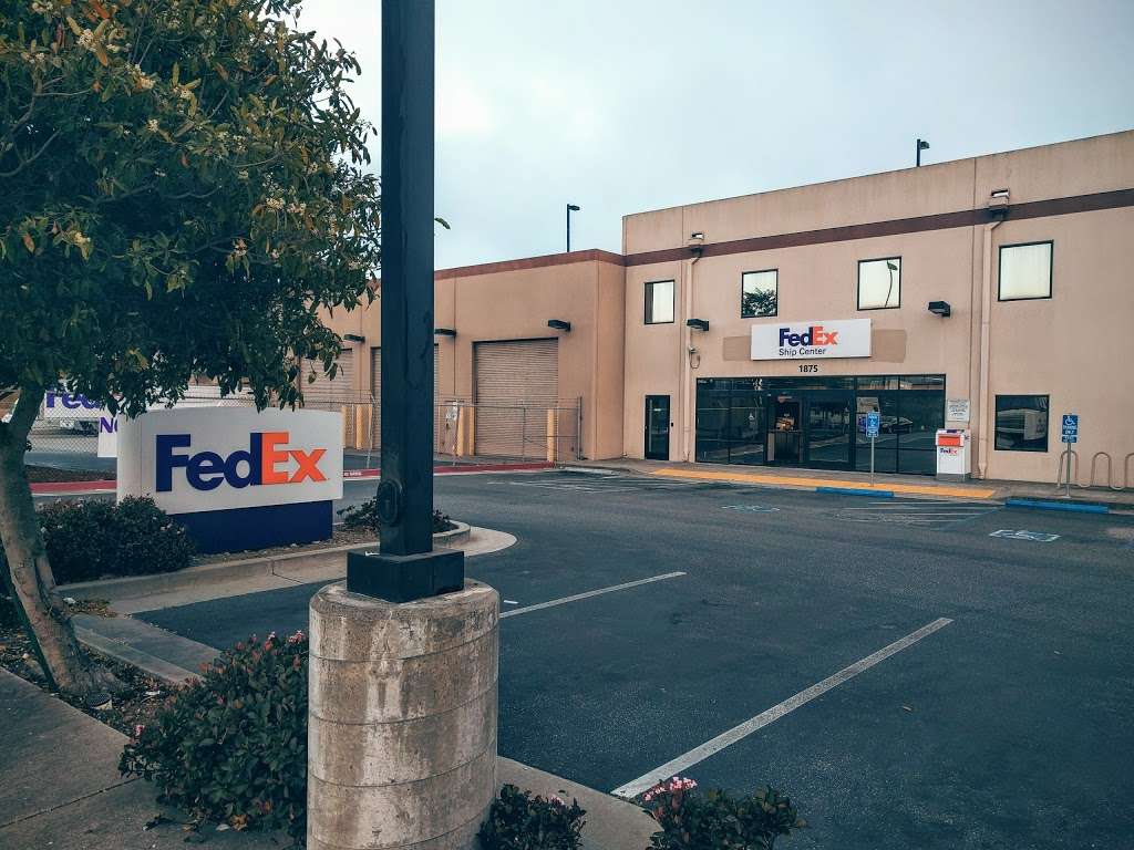 FedEx Ship Center | 1875 Marin St, San Francisco, CA 94124, USA | Phone: (800) 463-3339