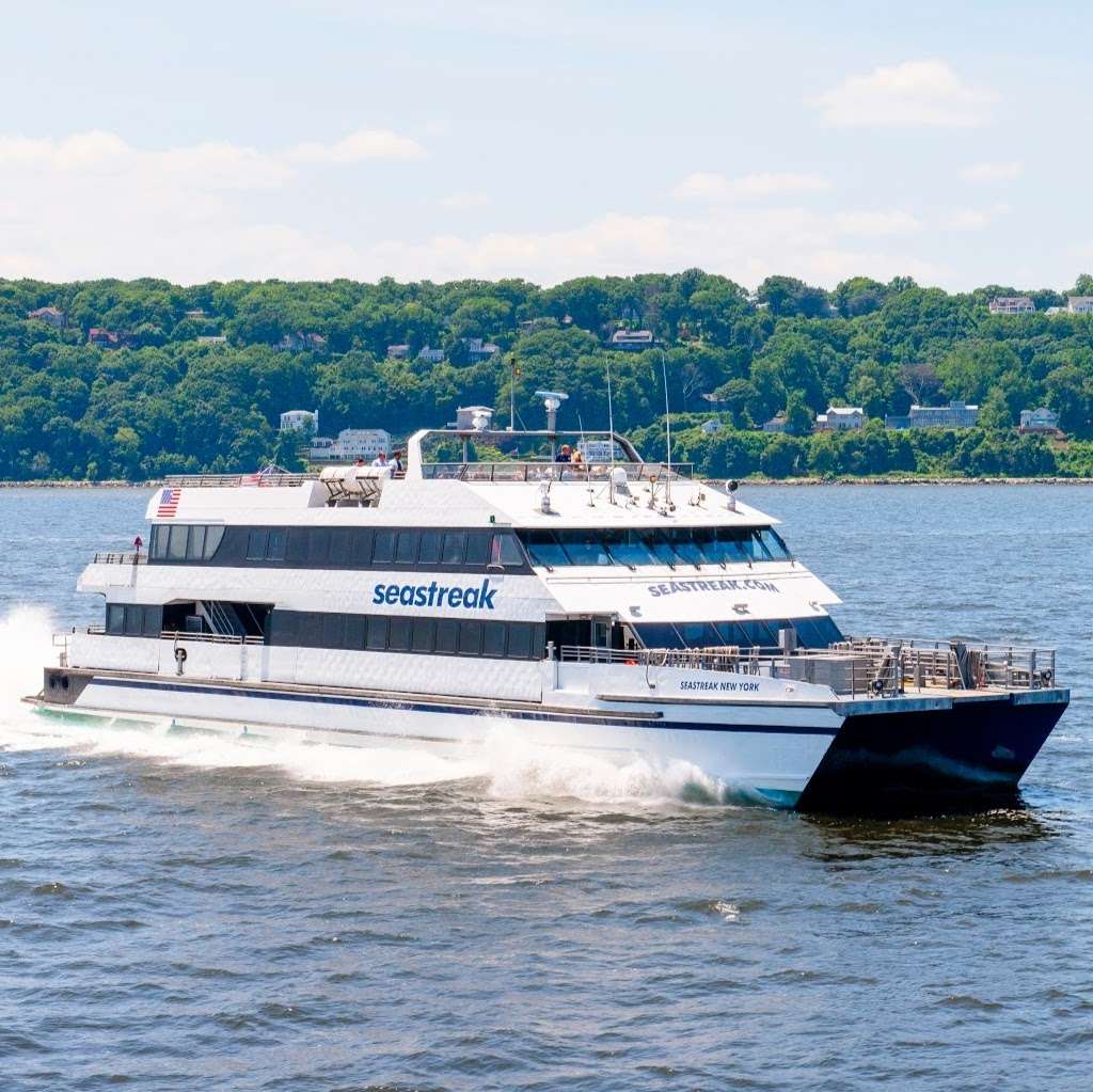 Seastreak Ferry Terminal at Atlantic Highlands | 2 1st Ave, Atlantic Highlands, NJ 07716, USA | Phone: (800) 262-8743