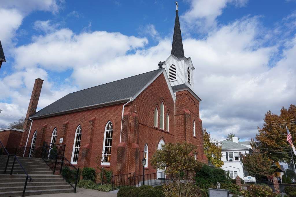 St. John the Baptist Roman Catholic Church | 120 W Main St, Front Royal, VA 22630, USA | Phone: (540) 635-3780