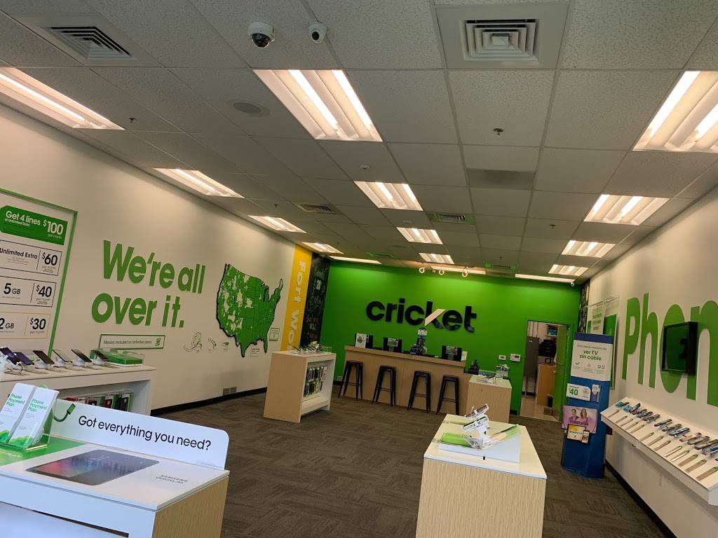 Cricket Wireless Authorized Retailer | 2712 E Berry St, Fort Worth, TX 76105, USA | Phone: (817) 887-9411