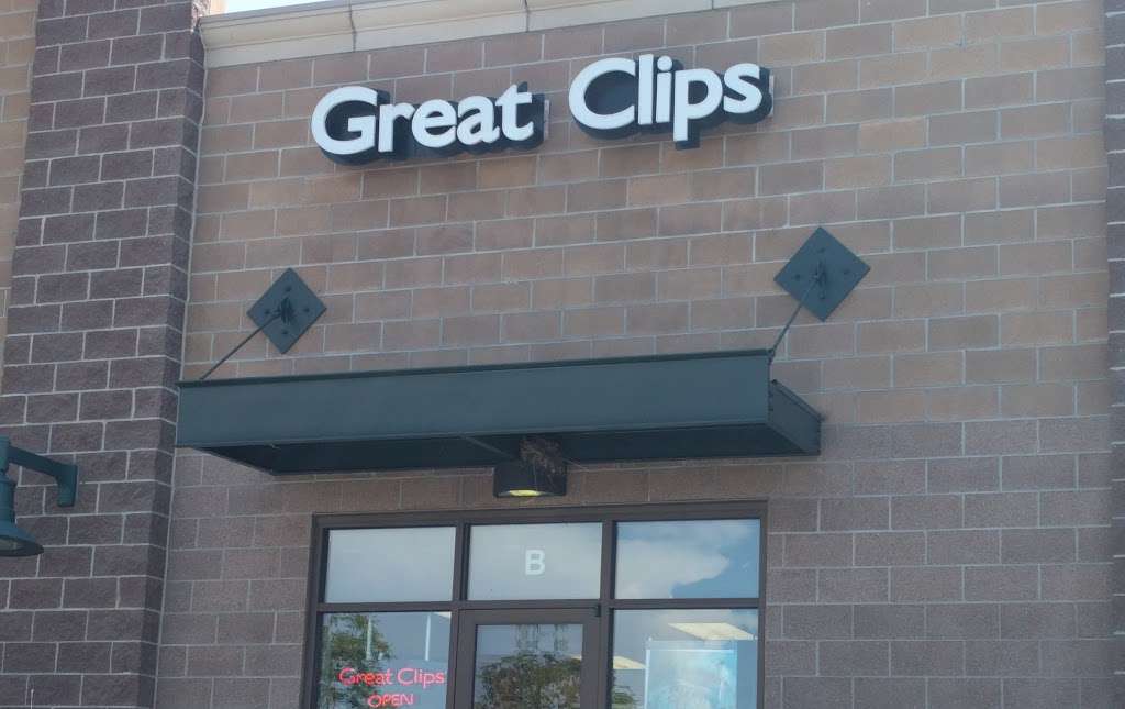 Great Clips | 3455 Salida St Unit B, Aurora, CO 80011, USA | Phone: (303) 371-5400