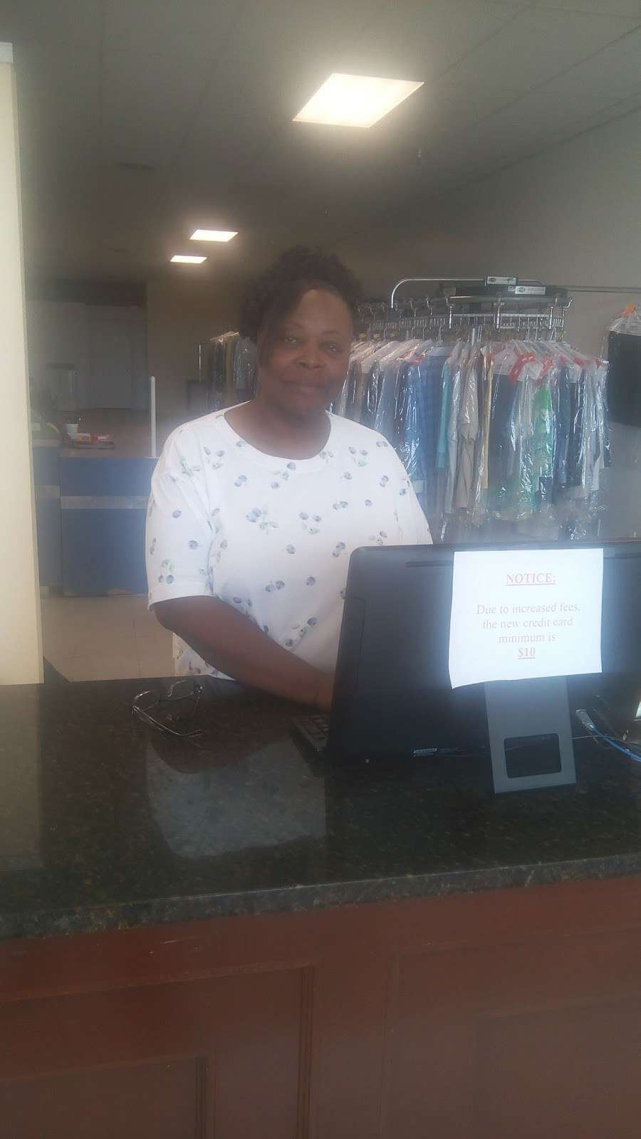 Best Cleaners in Millsboro | 28632 Dupont Blvd, Millsboro, DE 19966, USA | Phone: (302) 934-6100