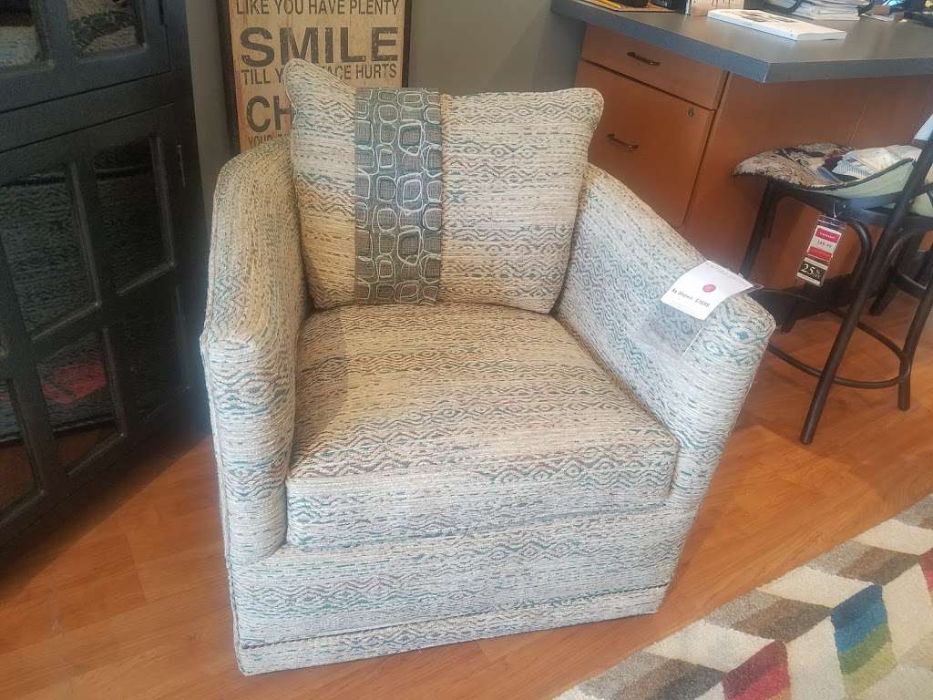 Walter E. Smithe Furniture & Design (Orland Park) | 15355 South La Grange Road, Orland Park, IL 60462 | Phone: (630) 285-8000