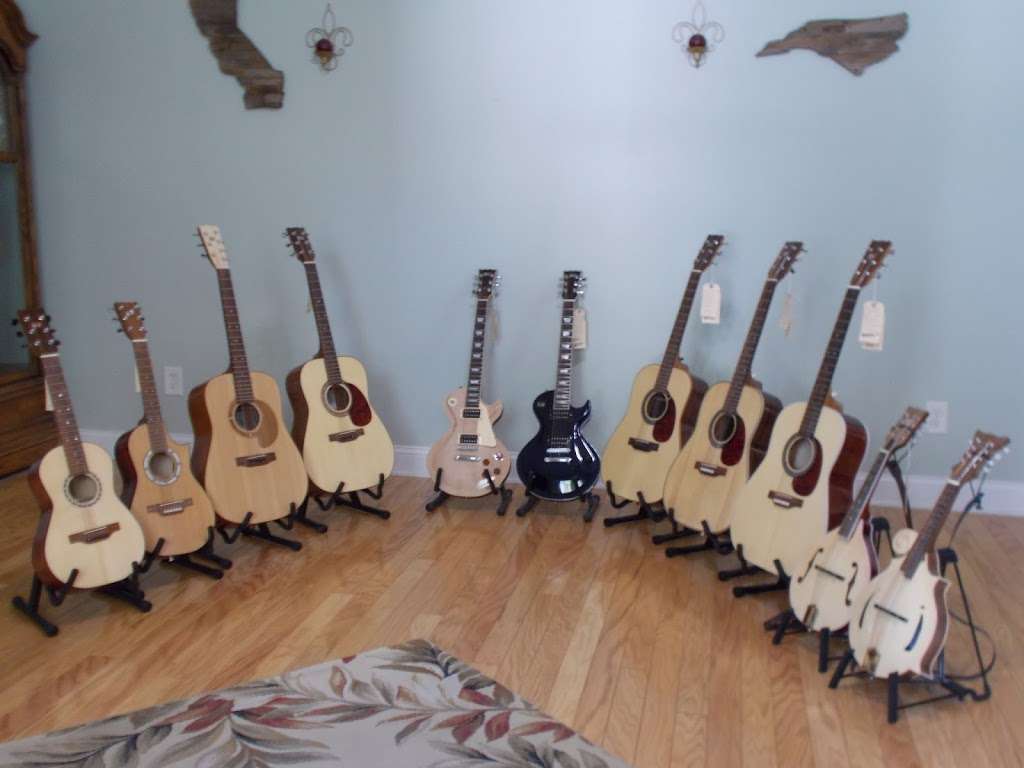 Ham Jones Guitars | 1470 Callender Ln, Charlotte, NC 28269, USA | Phone: (828) 275-7205