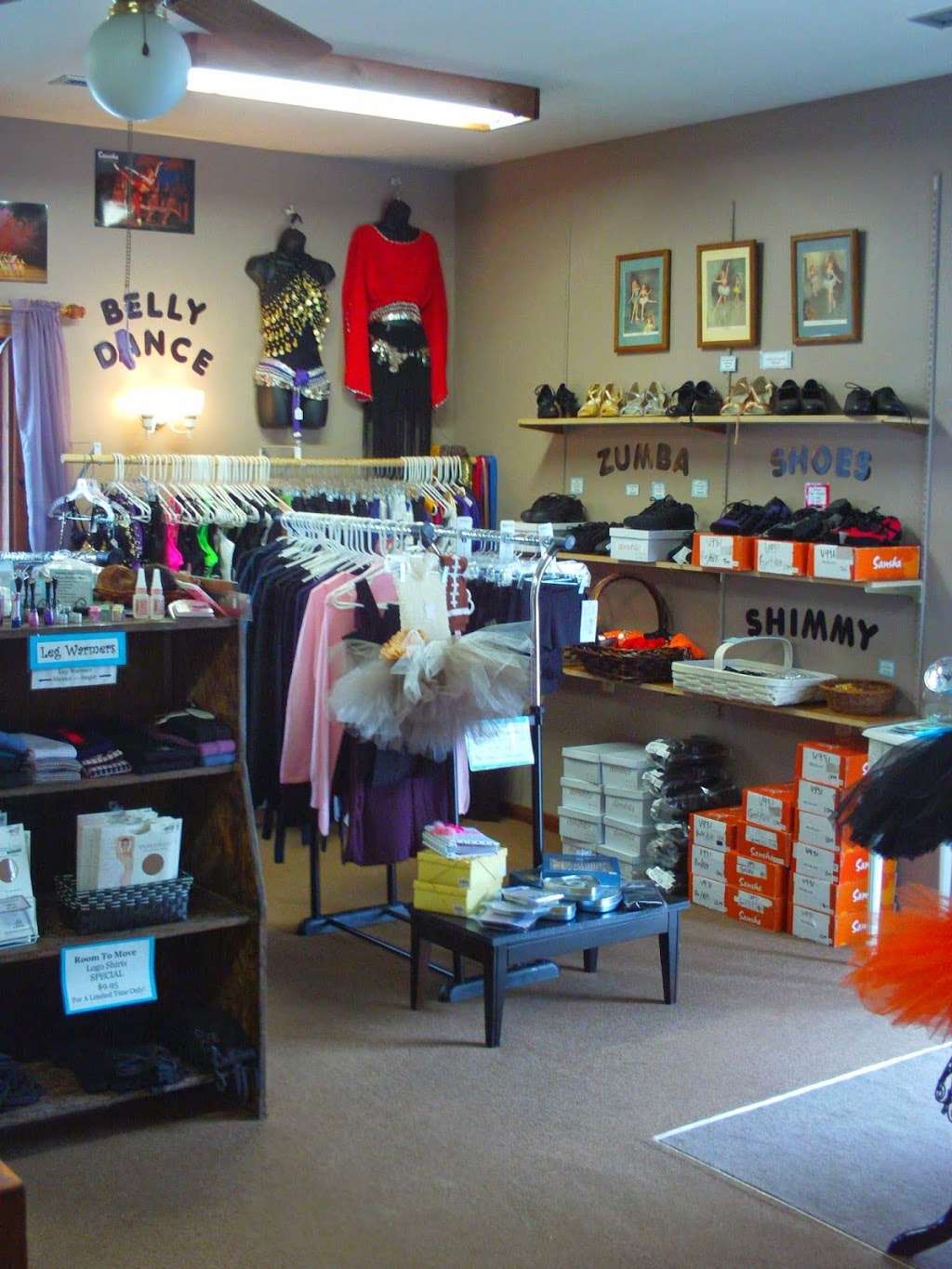 Dressed To Groove | 3729 Chicago Rd, Steger, IL 60475, USA | Phone: (708) 277-6777 Dressed To Groove | 3729 Chicago Rd, Steger, IL 60475, USA | Phone: (708) 277-6777