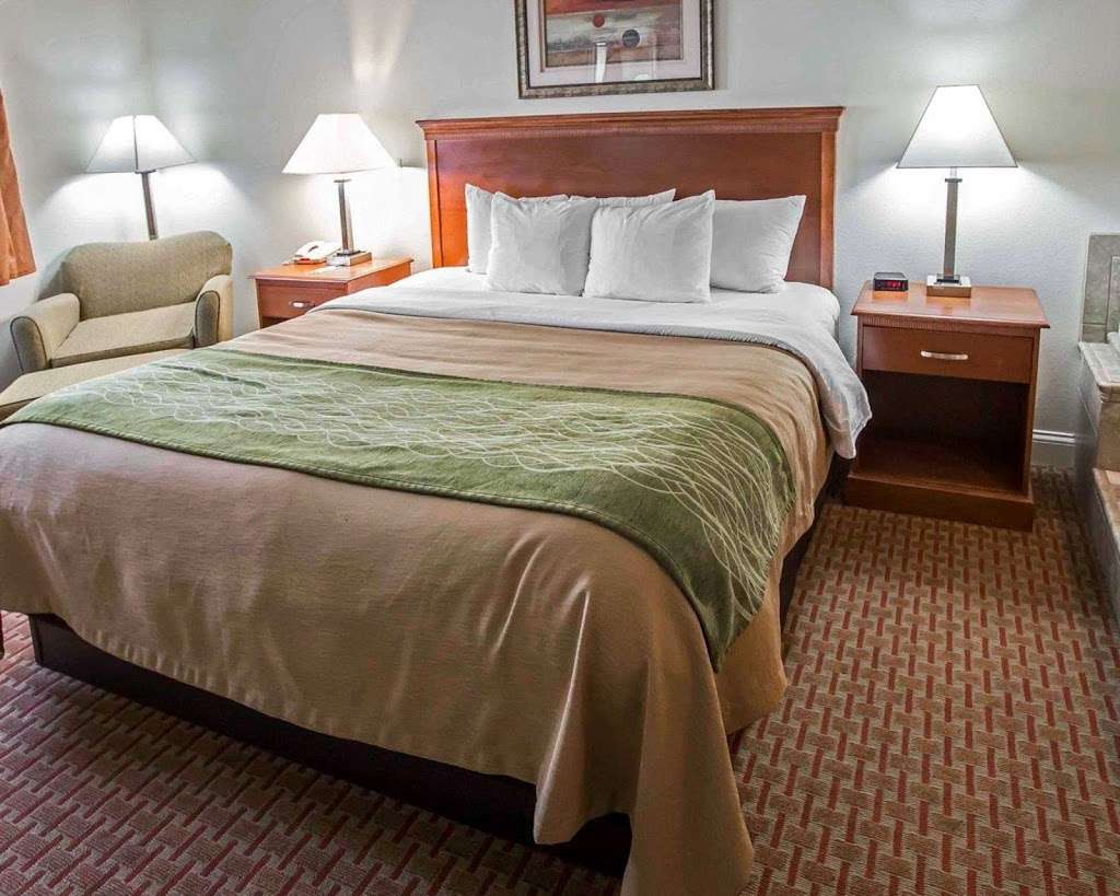 Comfort Inn | 3550 E 181st Ave, Hebron, IN 46341, USA | Phone: (219) 690-1619